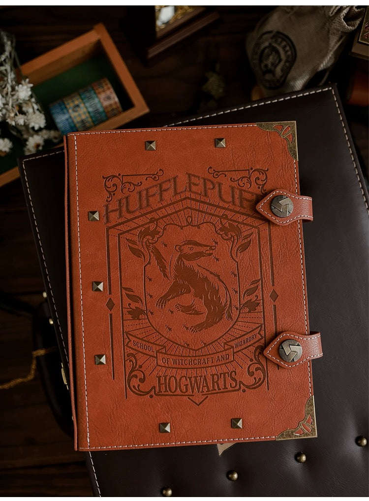 Lisslune | Hogwarts Handbook Notebook Grimoire