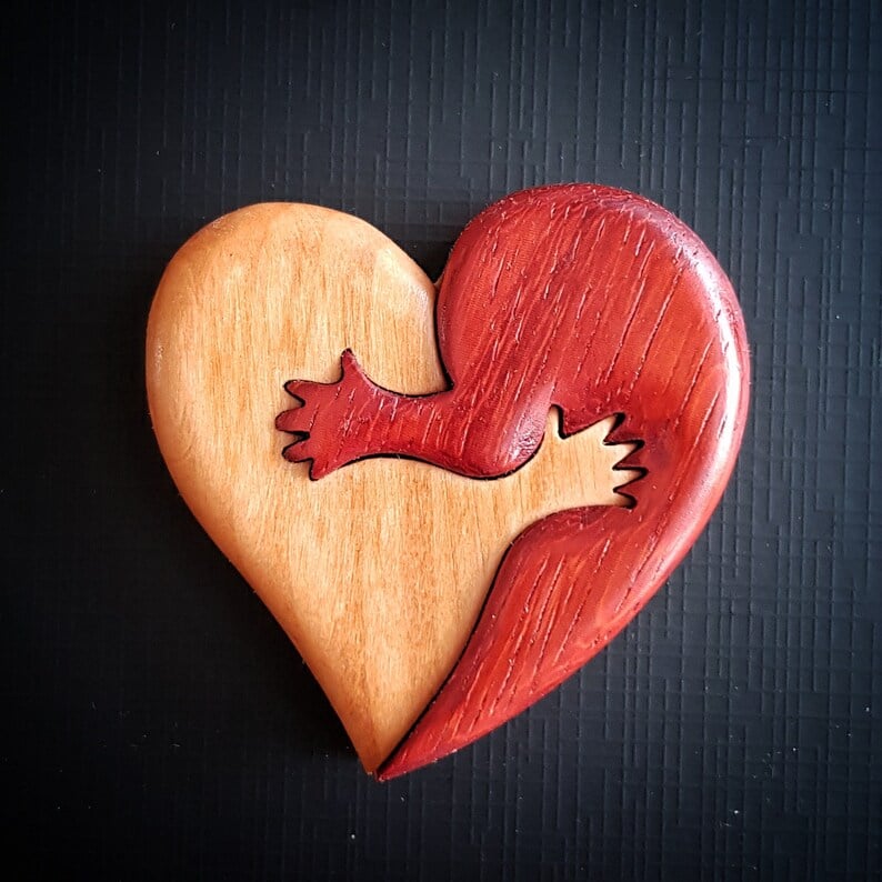Lisslune | A Hug From My Heart For You (Handmade Wood Carvings)