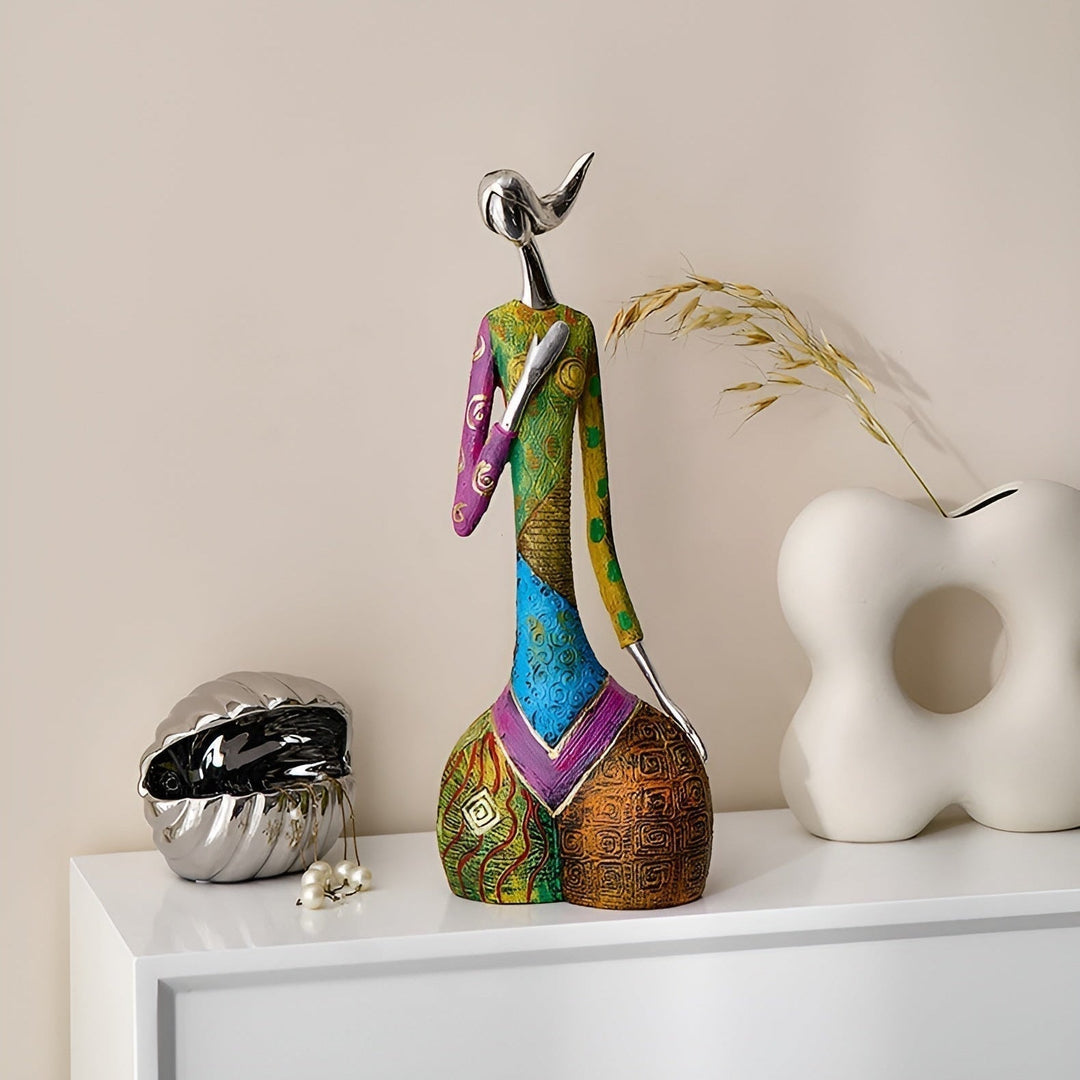 Lisslune | SculptaLume – Elegant resin statue for stylish home decor