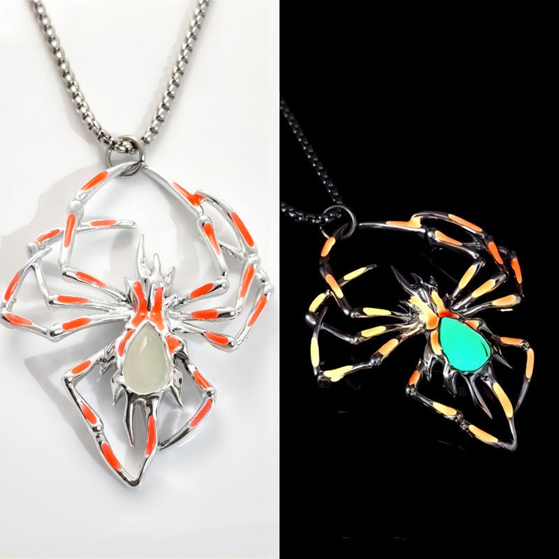 Lisslune | Glow-in-the-Dark 3D Spider Necklace