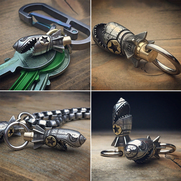 Lisslune | Piston Art Skull Keychain