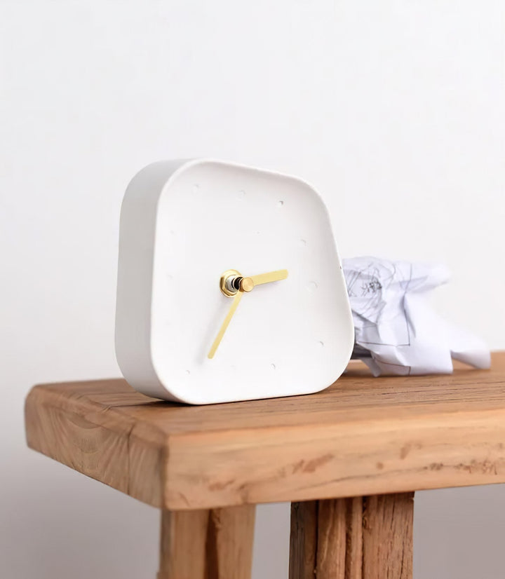 Lisslune | ChronaStone - Elegant table clock for modern interior