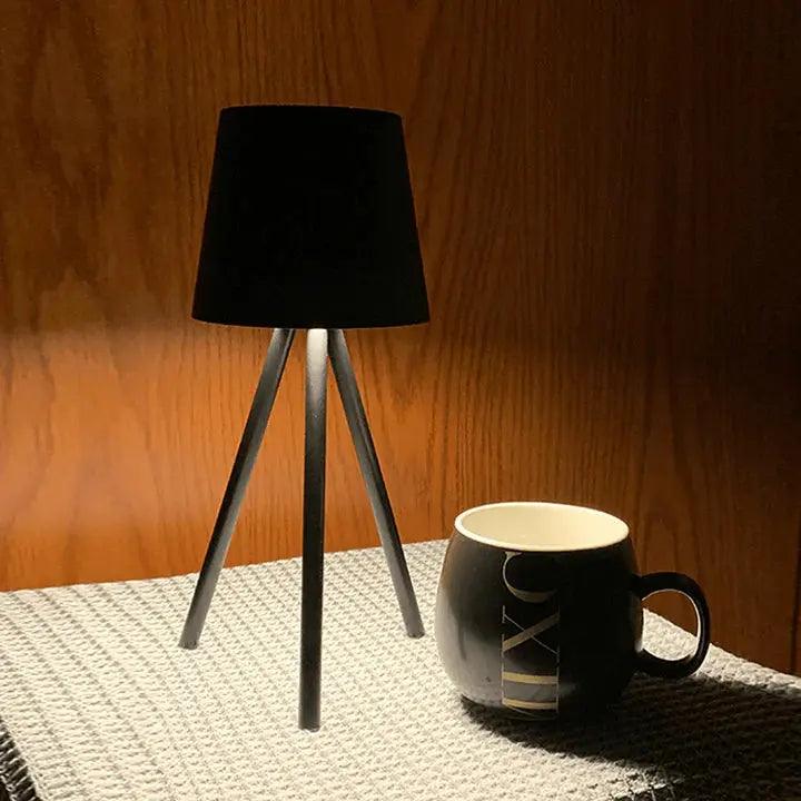 Lisslune | LumaStand - Sleek Tripod Table Light