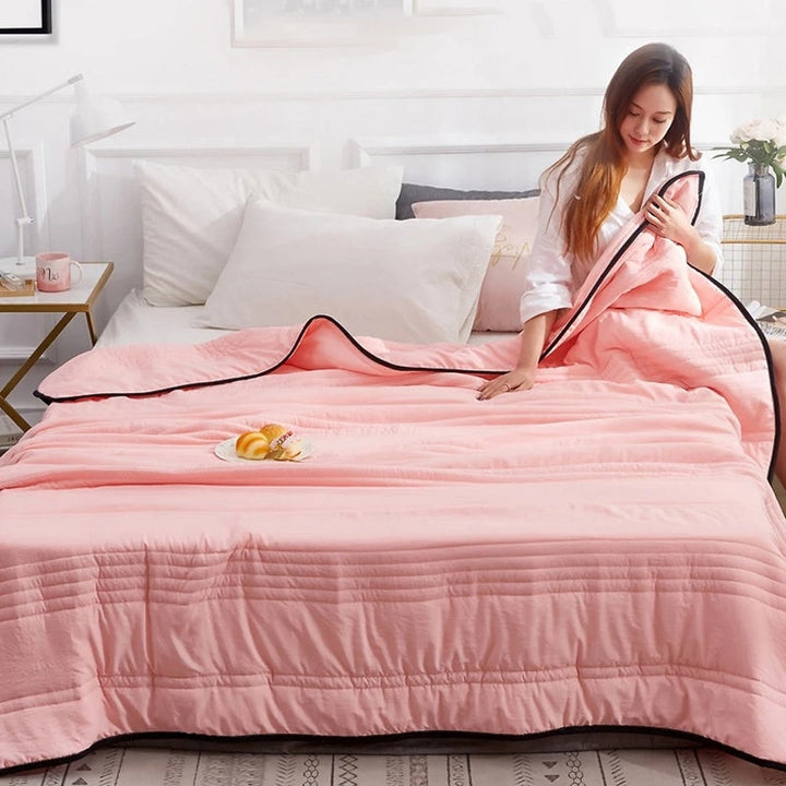 Lisslune | KoudeKalm – Lightweight Cool Comforter for Hot Sleepers | Soft & Breathable