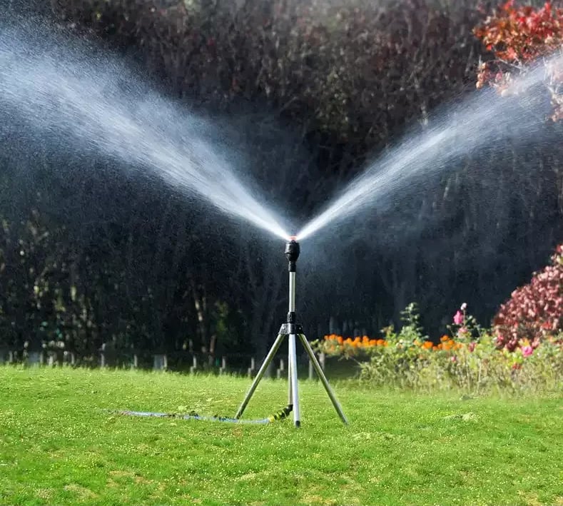 Lisslune | TURBOSPRAY – Adjustable Rotating Irrigation Sprayer with 360° Coverage