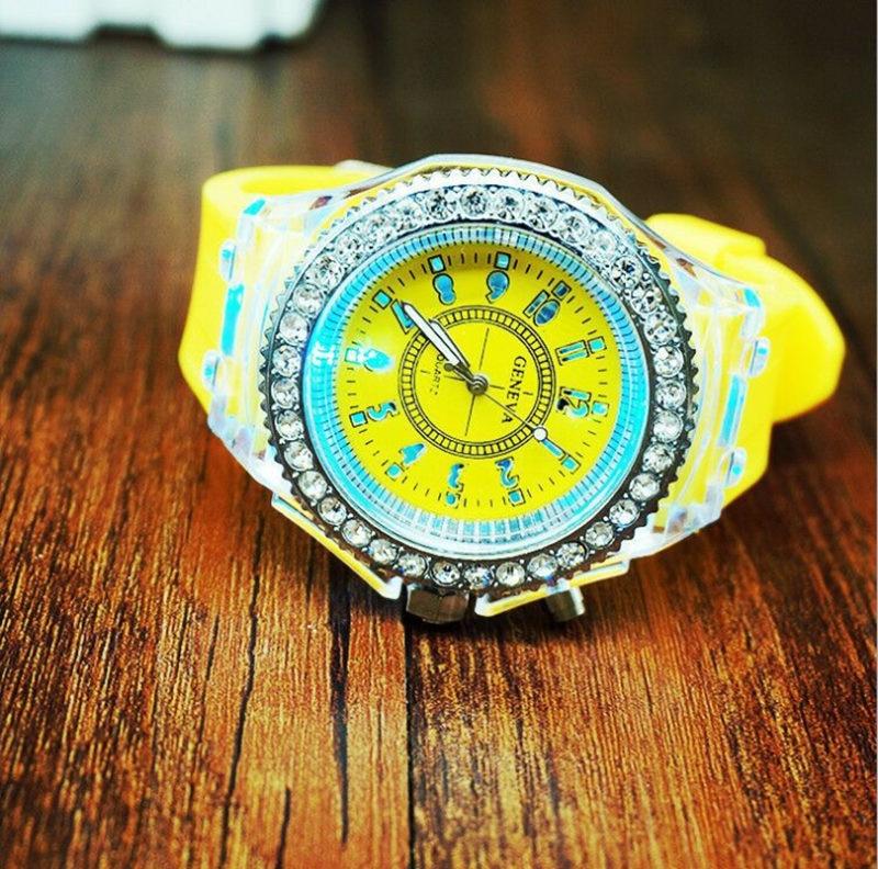 Lisslune | Luminous Watch