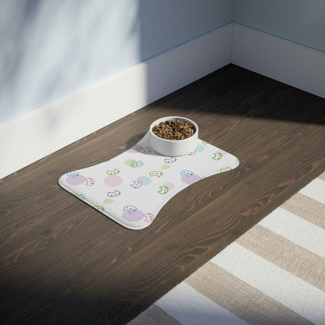Lisslune | Personalized Feeding Mats for Pets - Charming Bone and Fish Patterns for Stylish Pet Owners