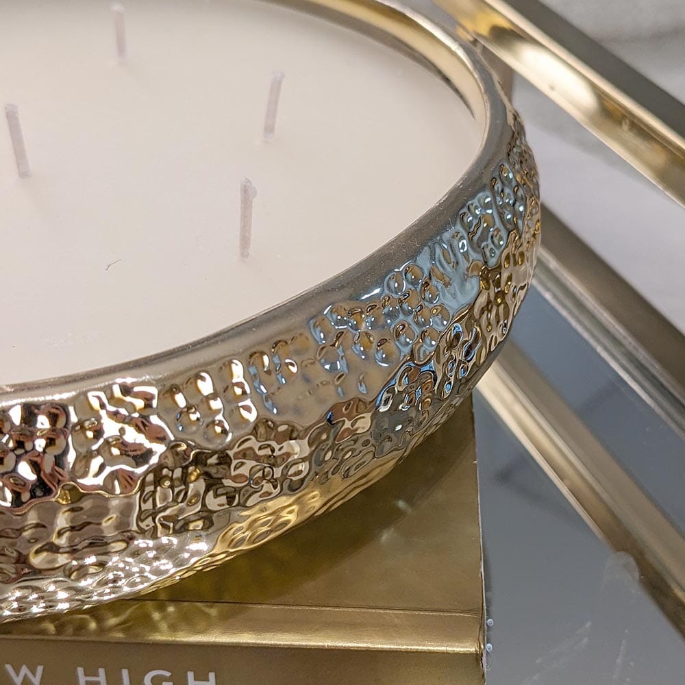 Lisslune | LuxeLight XL Scented Candle – 17 Wicks of Enchanting Fragrance & Golden Elegance
