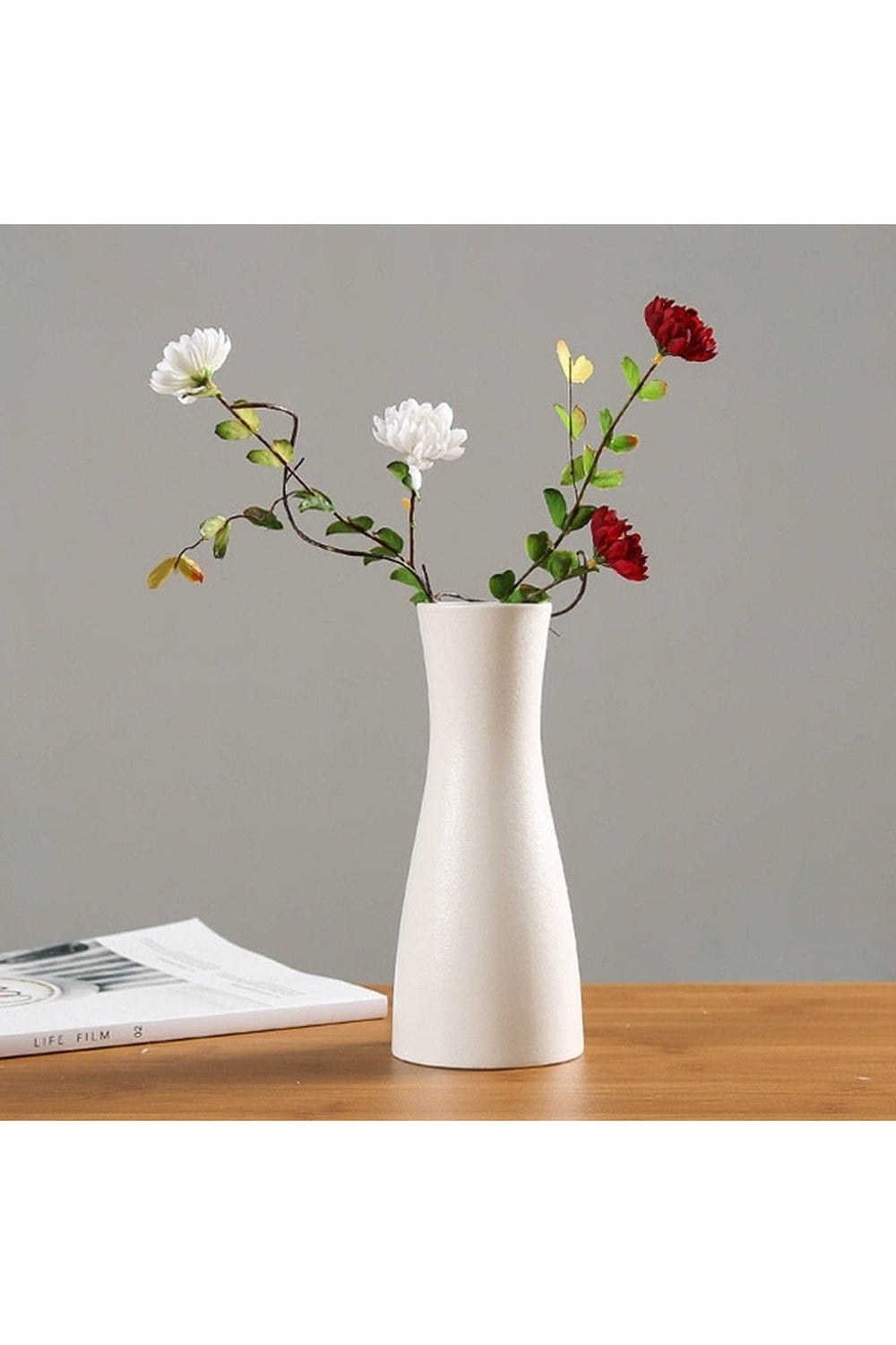 Lisslune | white elegance vases