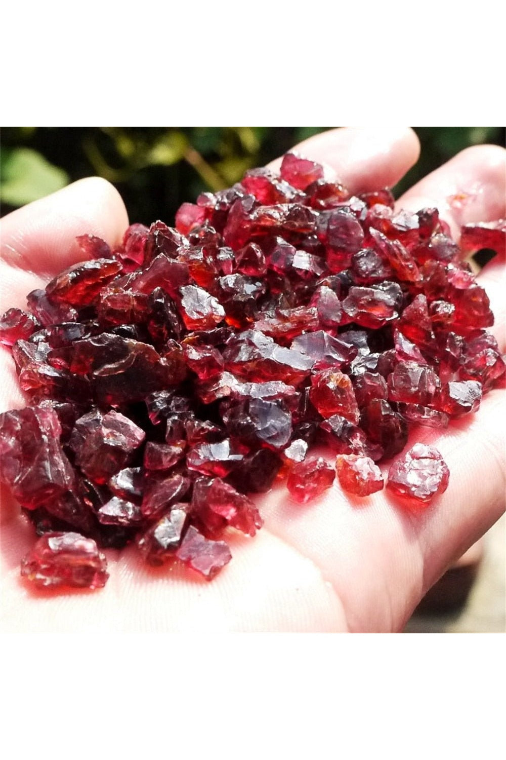 Lisslune | Garnet Natural Stone