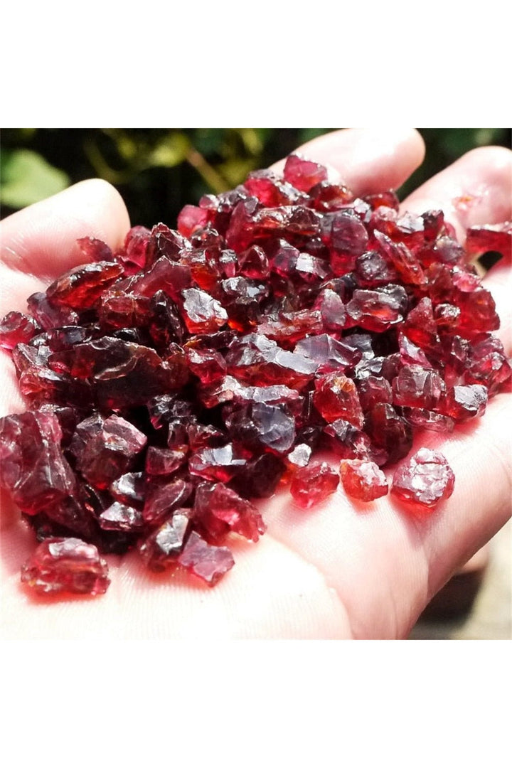Lisslune | Garnet Natural Stone