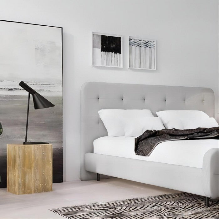 Lisslune | EchoLume - slim and customizable table lamp