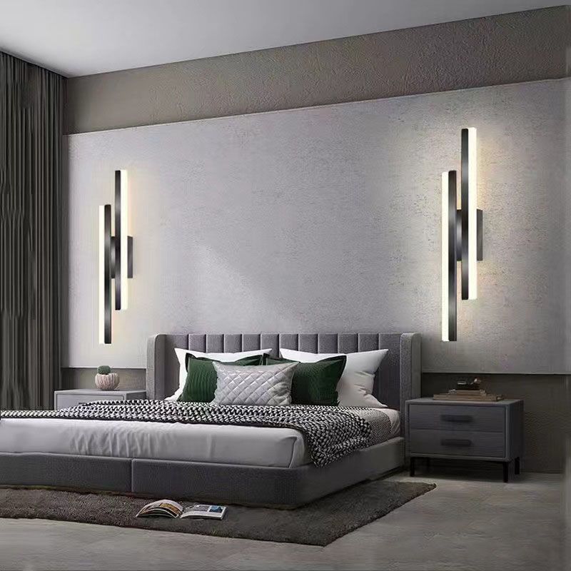 Lisslune | Alana Wall Lamp in Black and Gold Elegant and durable