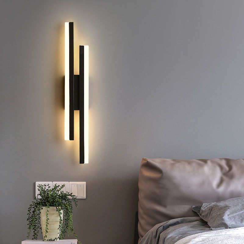 Lisslune | Alana Wall Lamp in Black and Gold Elegant and durable