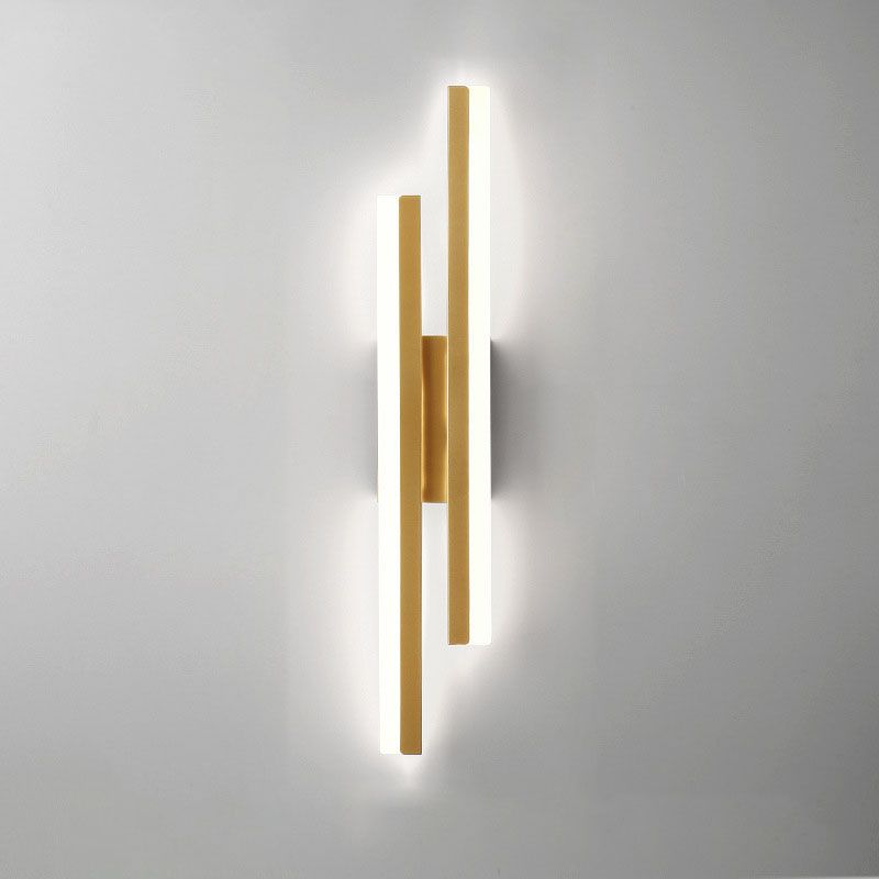 Lisslune | Alana Wall Lamp in Black and Gold Elegant and durable
