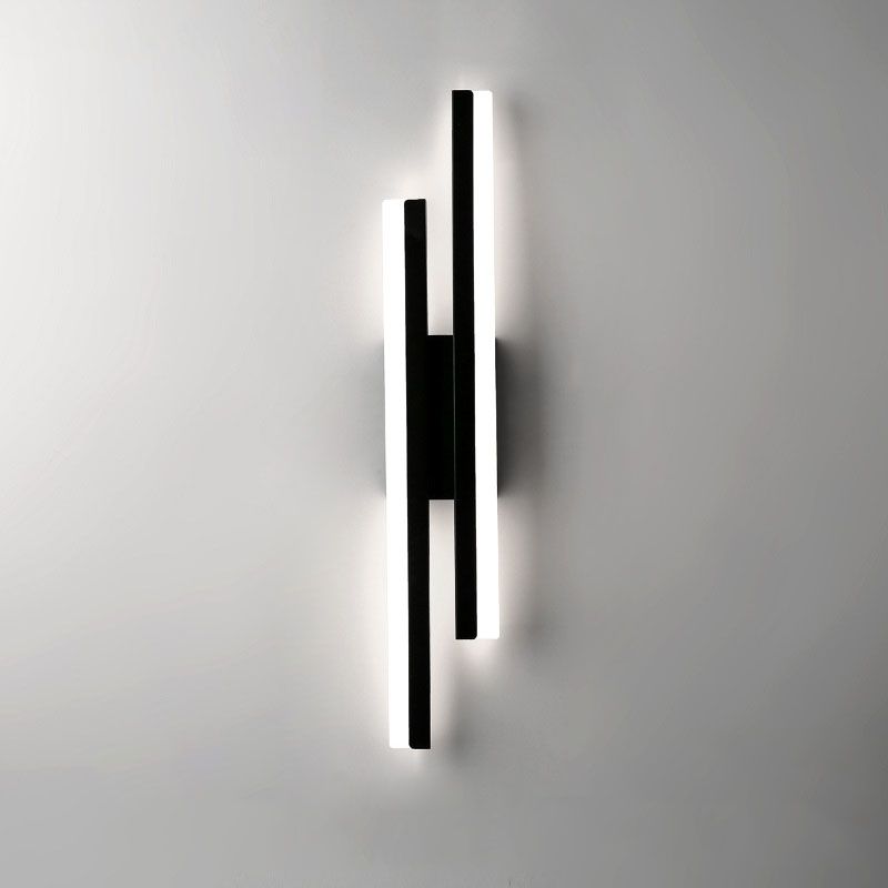 Lisslune | Alana Wall Lamp in Black and Gold Elegant and durable