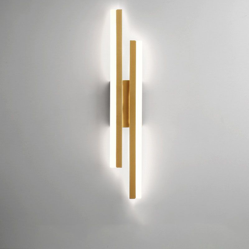 Lisslune | Alana Wall Lamp in Black and Gold Elegant and durable