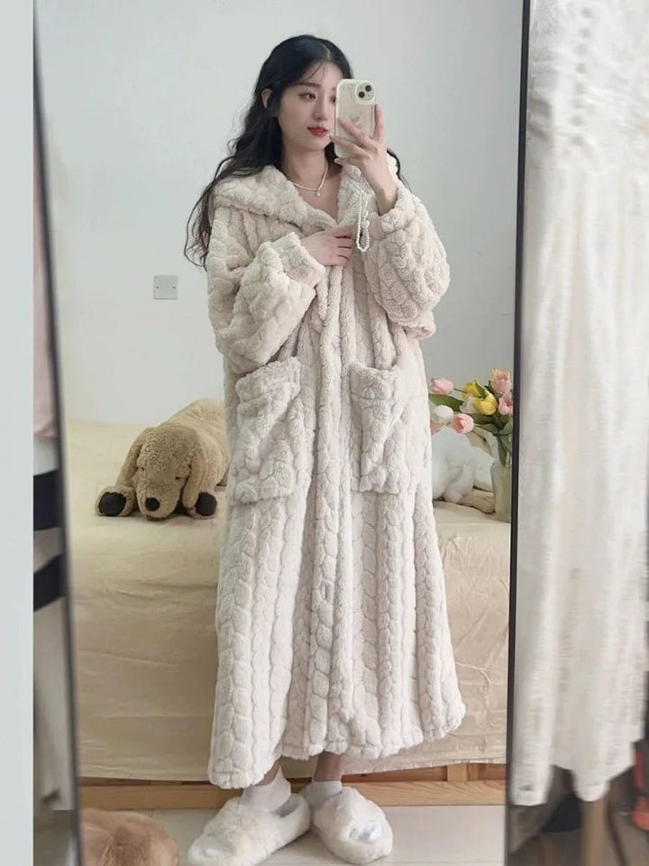 Lisslune | Amy Nightfall Robe – Soft women's robe with hood and pockets