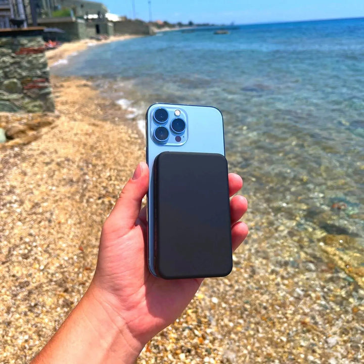 Lisslune | Magnetic Wireless Power Bank – Compact and Powerful for Smartphones