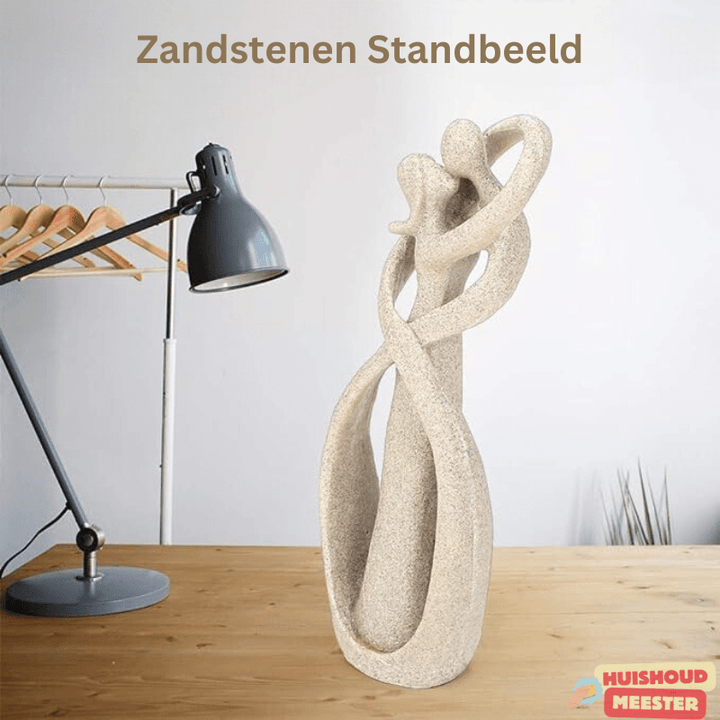 Lisslune | Armonia Embrace Sculpture – Artistic Symbol of Love, Connection, and Timeless Elegance