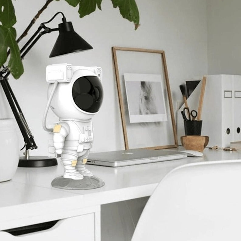 Lisslune | Astronaut Galaxy Projector | 8 Adjustable Nebula Colors & Remote Control for Relaxation and Stargazing