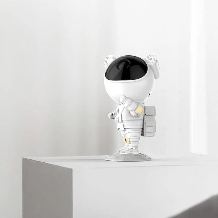 Lisslune | Astronaut Galaxy Projector | 8 Adjustable Nebula Colors & Remote Control for Relaxation and Stargazing