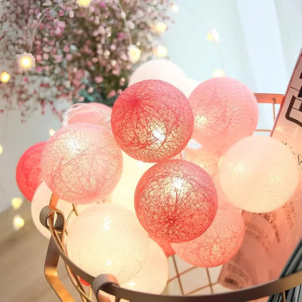 Lisslune | Atmospheric Ball String Lights - LumaBreeze