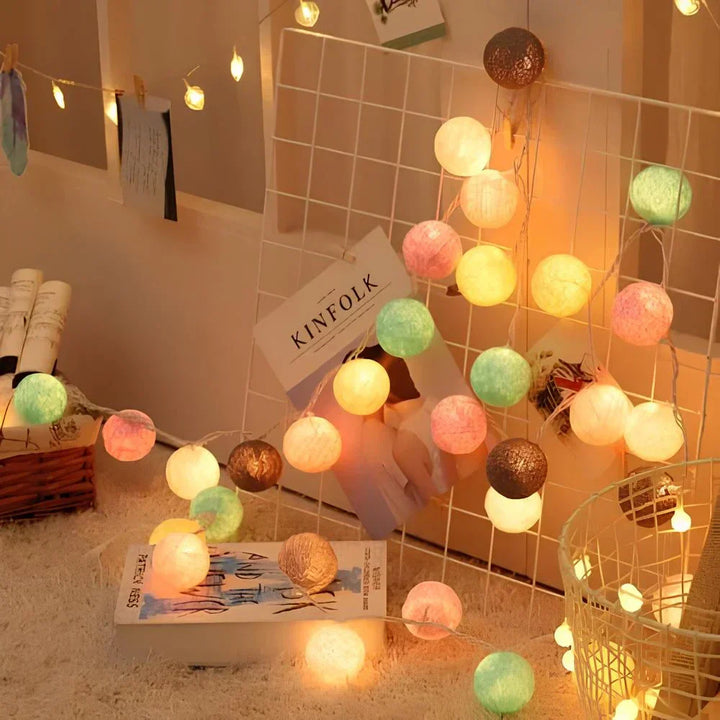 Lisslune | Atmospheric Ball String Lights - LumaBreeze