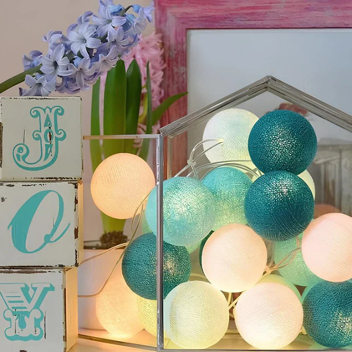 Lisslune | Atmospheric Ball String Lights - LumaBreeze