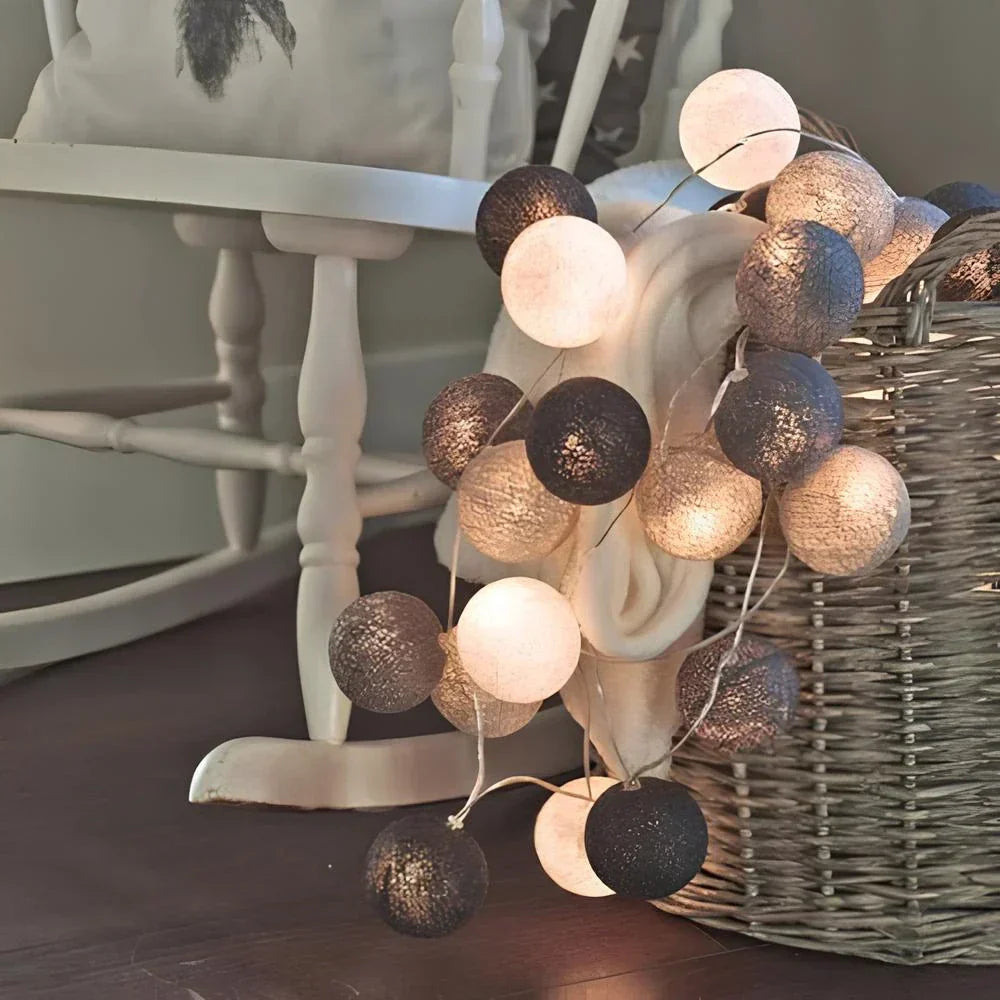 Lisslune | Atmospheric Ball String Lights - LumaBreeze