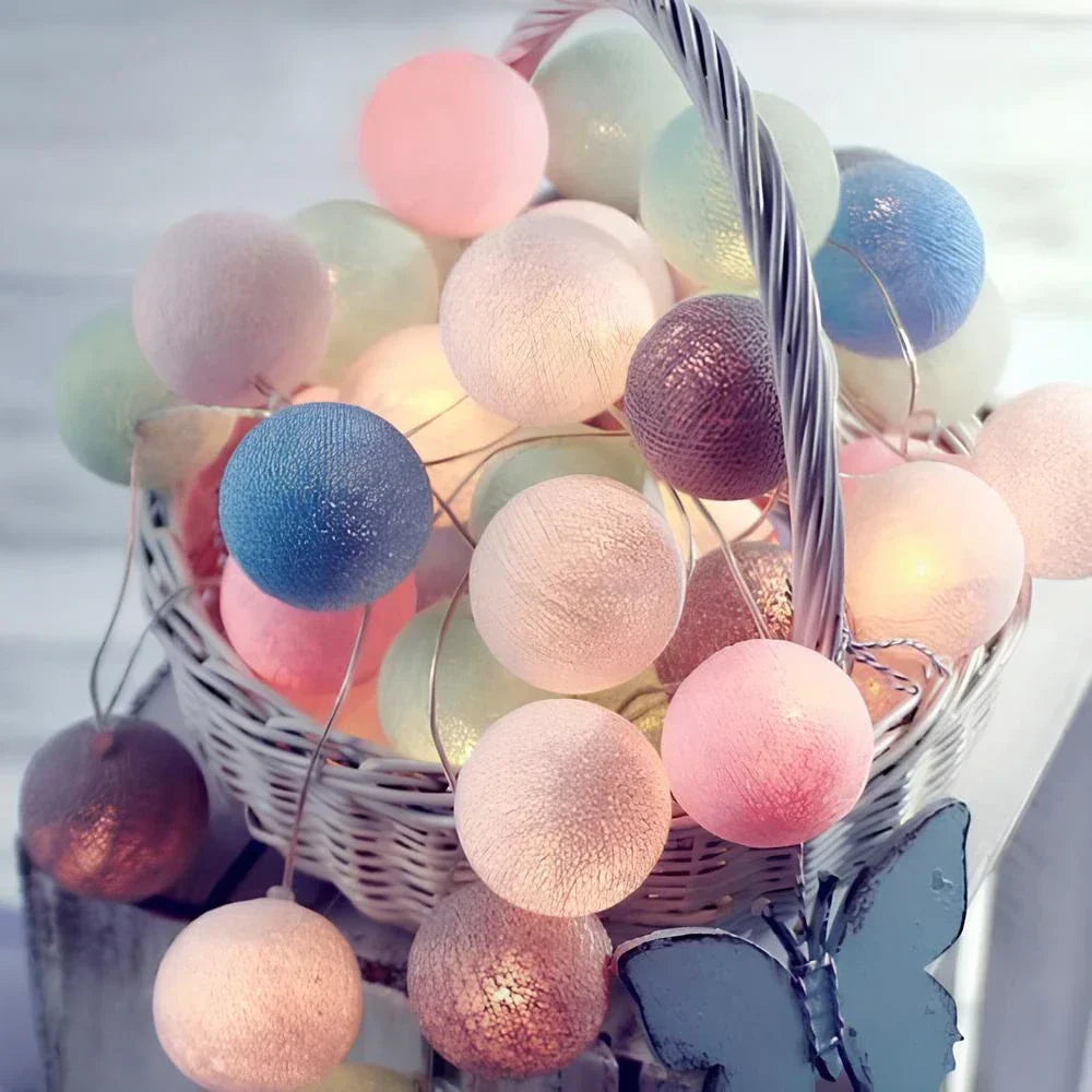 Lisslune | Atmospheric Ball String Lights - LumaBreeze