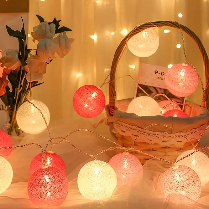 Lisslune | Atmospheric Ball String Lights - LumaBreeze