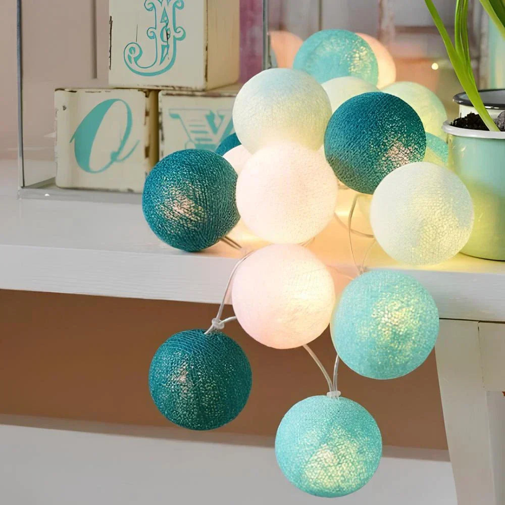 Lisslune | Atmospheric Ball String Lights - LumaBreeze