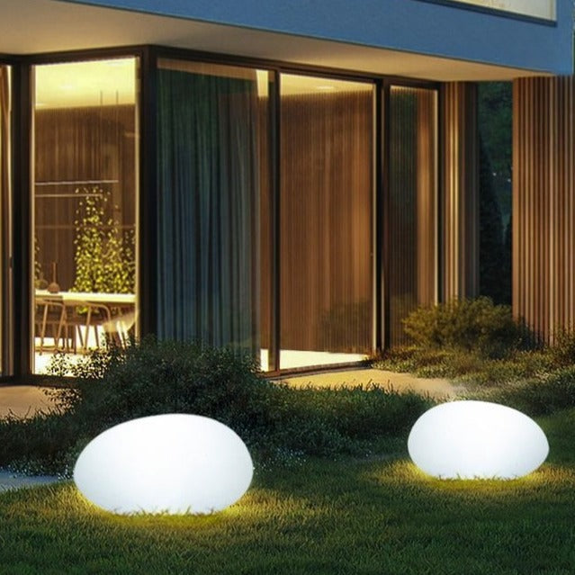Lisslune | Atmospheric Wireless Garden Lamp - LumaStone
