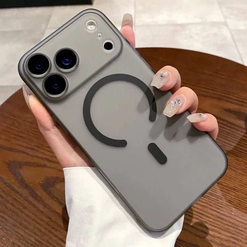 Lisslune | AURACLEAR – Ultra-Thin Matte Clear MagSafe Case for iPhone
