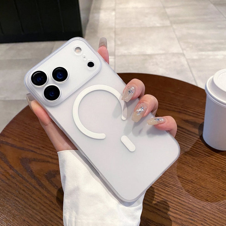 Lisslune | AURACLEAR – Ultra-Thin Matte Clear MagSafe Case for iPhone