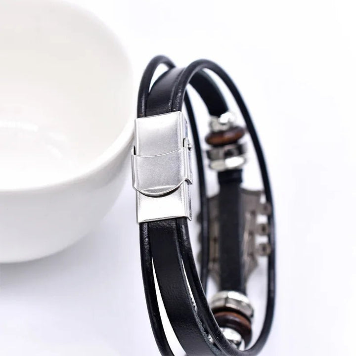 Lisslune | AXECHORD – Guitar Leather Bracelet with Vintage-Inspired Design