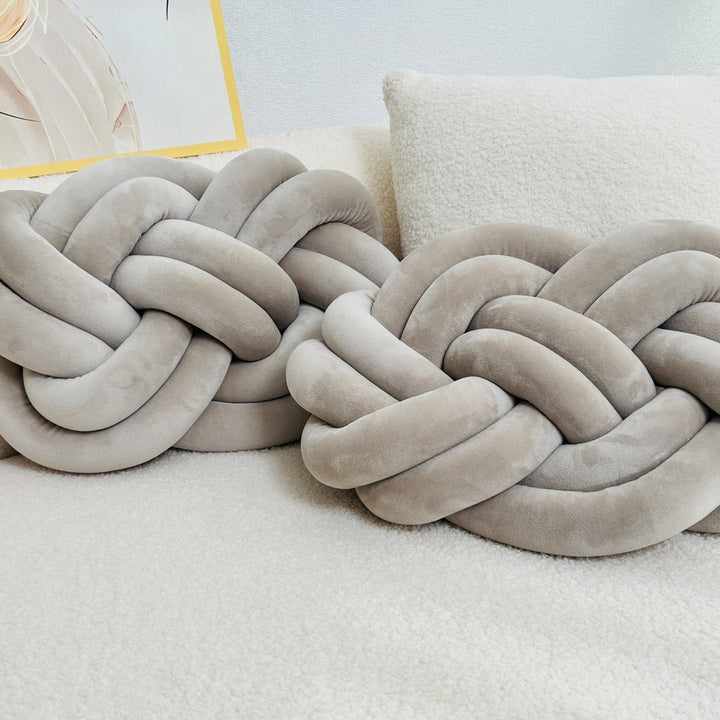 Lisslune | VelvetAura – Luxury decorative pillow duo