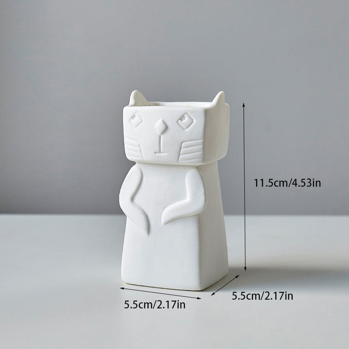 Rynx Nordic Playful Cat Ceramic Vase
