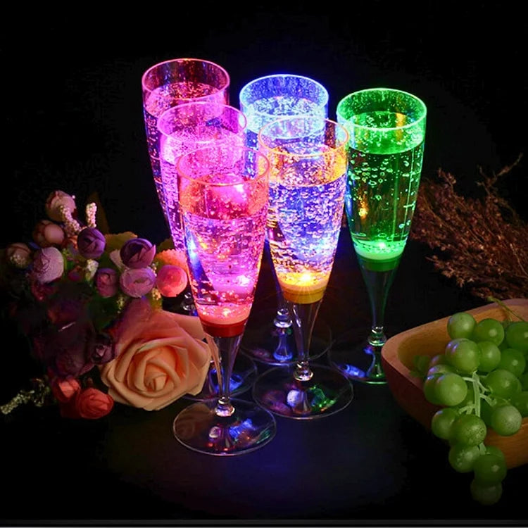 Lisslune | GlowSip - LED-lit wine glass set (6 pieces)