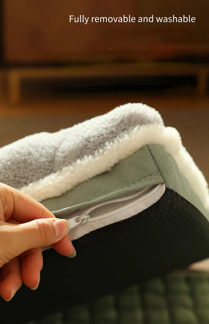 Lisslune | Cozy MADDEN Luxe Check Dog Bed for Small to Medium Dogs and Cats - Removable, Washable Plush Bed