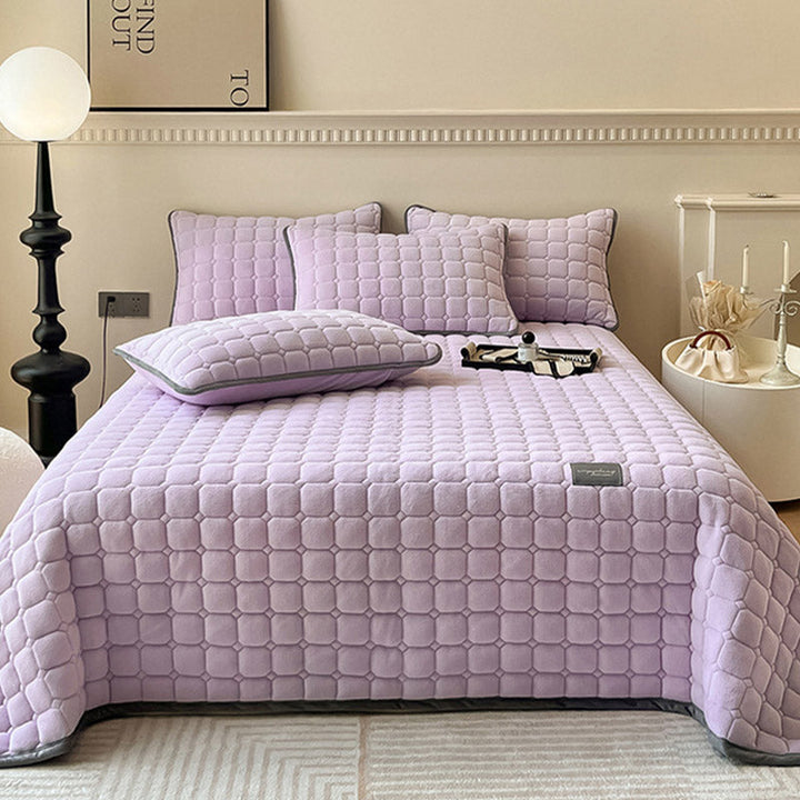 Lisslune | Modern Soft Throw Blanket with Square Texture – Stylish Fluffy Bed & Sofa Cover