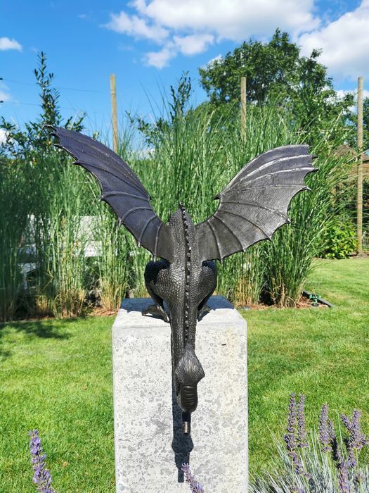 Skorter | Precision Casting Fire-breathing Dragon Sculpture Waterscape