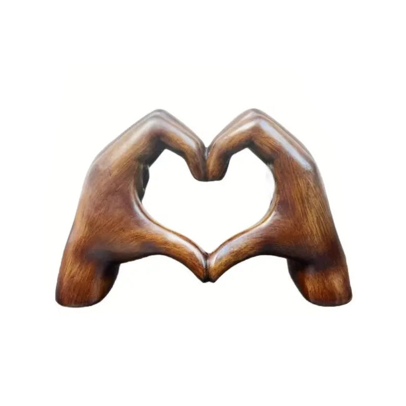 Lisslune | Handcrafted Heart Statue