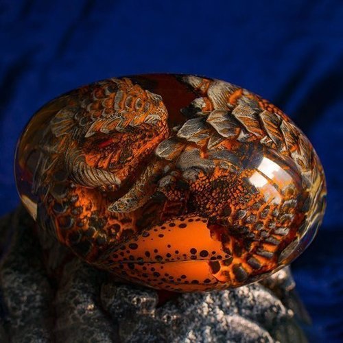 Lisslune | Dragon egg | This is legendary