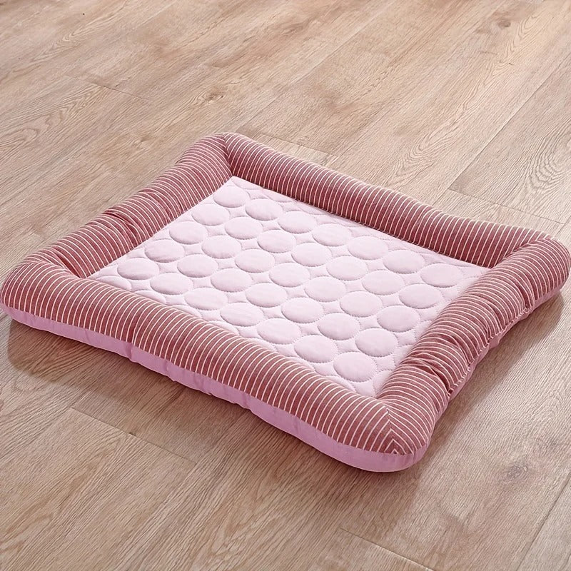 Lisslune | CoolPaws Relaxmat – Cooling Pet Bed for Summer Comfort