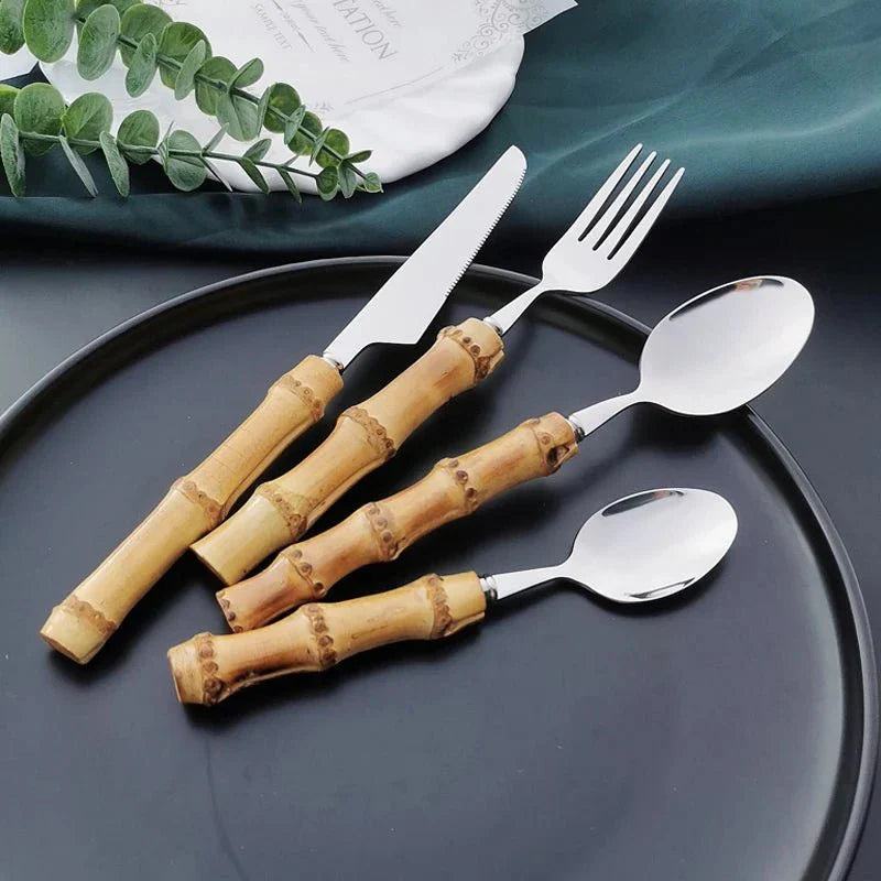 Lisslune | Bamboo Handle Cutlery Set Made of Stainless Steel
