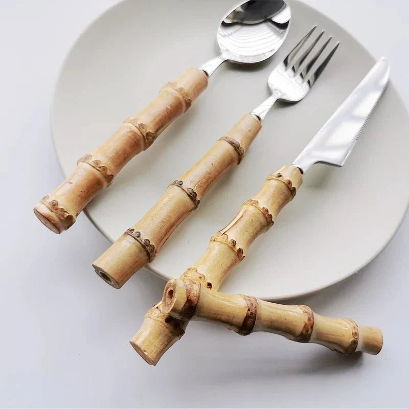 Lisslune | Bamboo Handle Cutlery Set Made of Stainless Steel