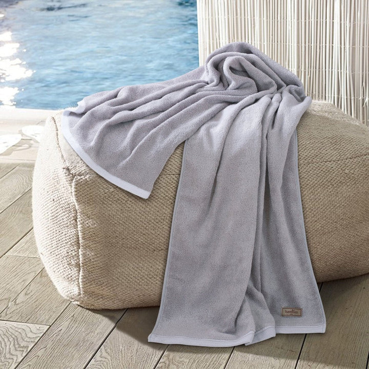 Lisslune | Bambora Plush Bath Towel | Extra-soft bamboo fabric for spa, gym, and home use