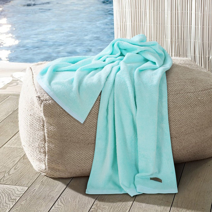Lisslune | Bambora Plush Bath Towel | Extra-soft bamboo fabric for spa, gym, and home use
